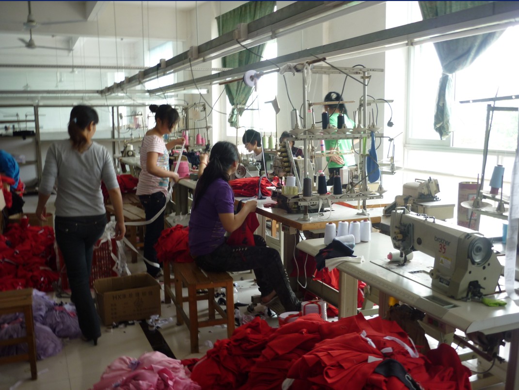 �й�ǰ7���³���ֵ��װ��24.4%��֯Ʒ��27.5%